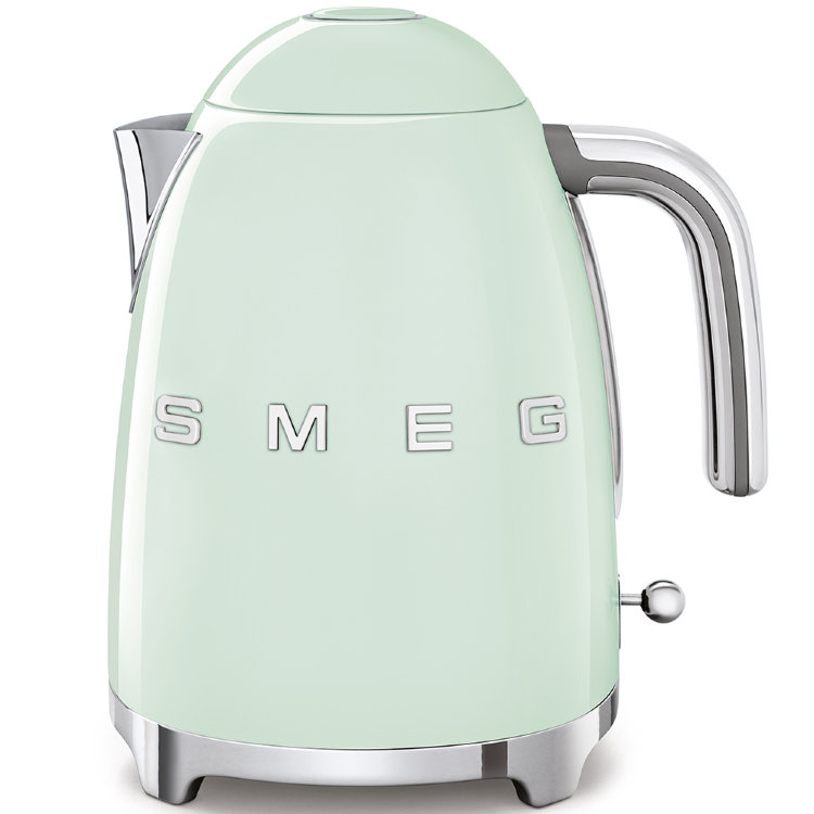 Smeg KLF03PGEU Чайник электрический |   Объем (л)-1,7 | Коллекция-50's style | Поворотная база 360°-Да | Автоматическое отключение-Да, при 100°C