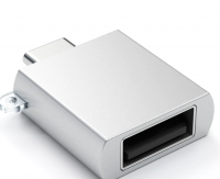 Satechi USB адаптер Type-C USB для iPhone 16 Series для передачи данных 5 Adapter USB-C to USB 3.0. Цвет серебряный 																			